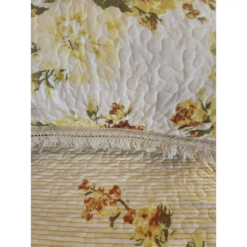 Oversized King 109x100 Rose Floral Reversible Quilted Bedspread Cottagecore